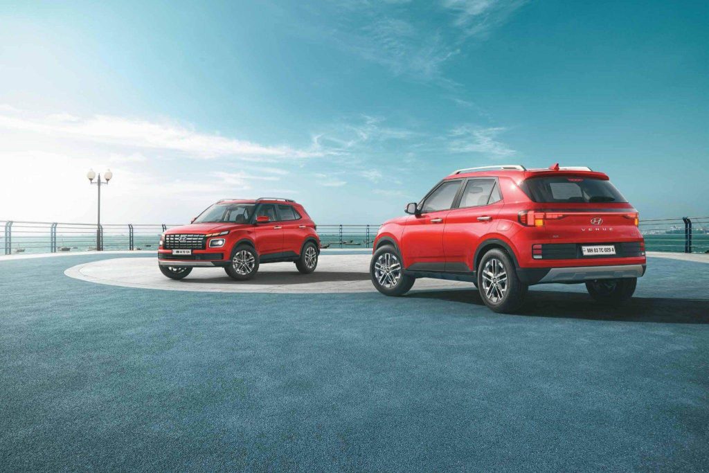 Hyundai Venue vs. Hyundai Creta: A Complete Comparison Guide