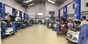 Gallops Hyundai vastrapur authorised service centres for cng cars